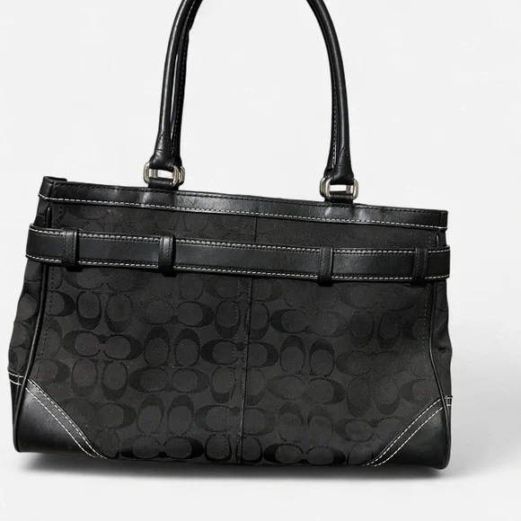 Coach - Picture 2 of 10